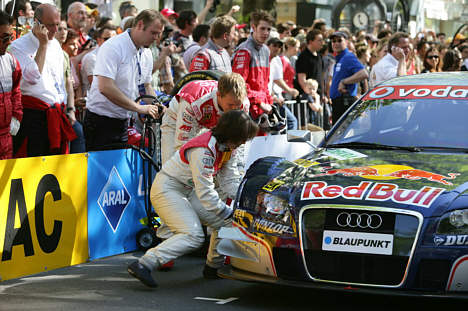 Vanina Ickx og Mattias Ekström vinder pitstop konkurrence